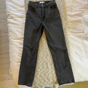 Abercrombie Curve Love 90’s Ultra High Rise Straight Jeans Size 2/26 Short